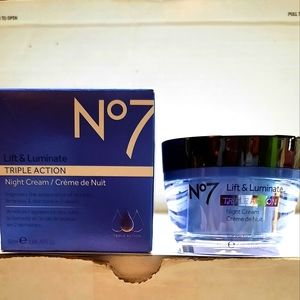 NEW | No7 Lift & Luminate - Triple Action Night Cream - 50 ml / 1.69 fl oz